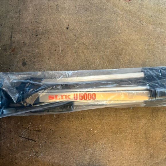 SLIK vintage open box U 5000 lightweight compact photo and video tripod - Picture 6 of 6